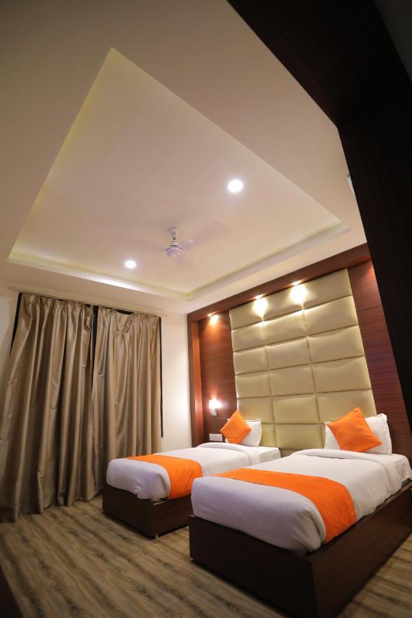 Hotel Marygold Agra  Bagian luar foto