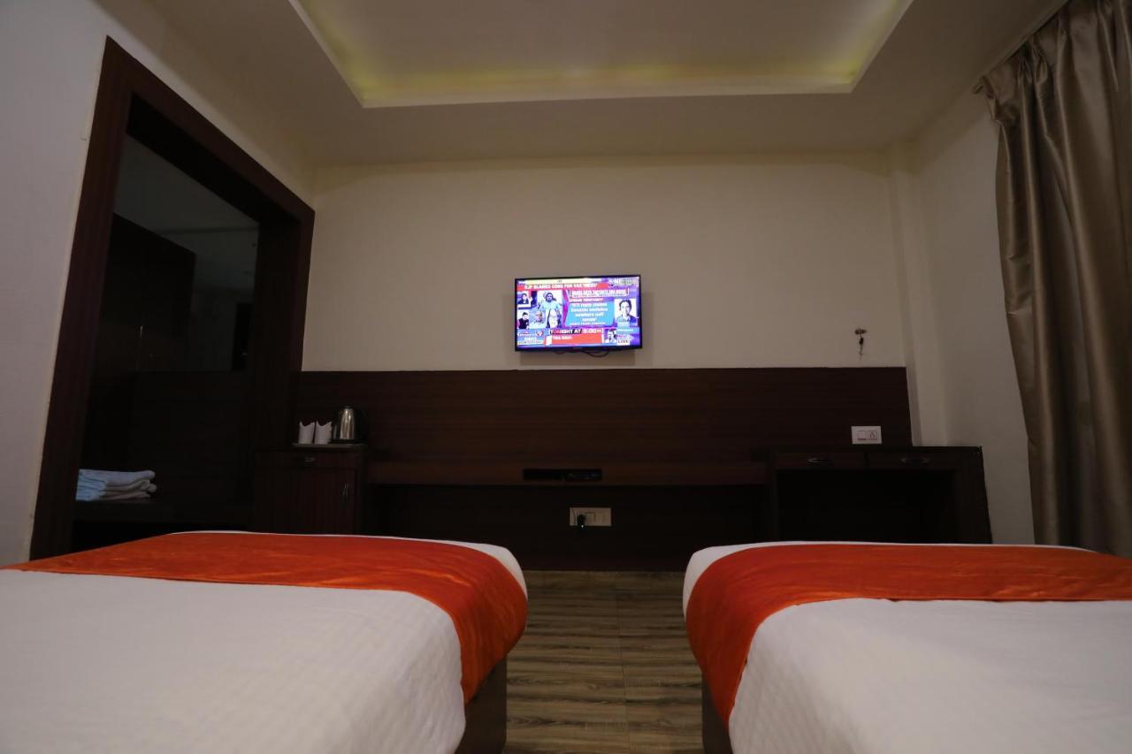 Hotel Marygold Agra  Bagian luar foto